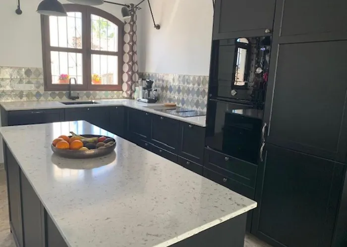 Capistrano, Calle Palmas 126 - Eurosur * Nerja