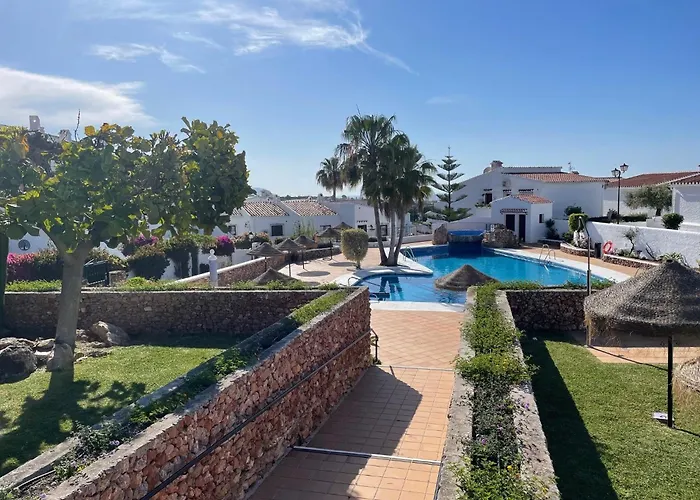 Capistrano, Calle Palmas 126 - Eurosur