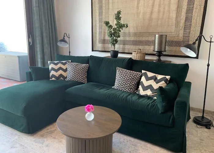 Capistrano, Calle Palmas 126 - Eurosur Nerja